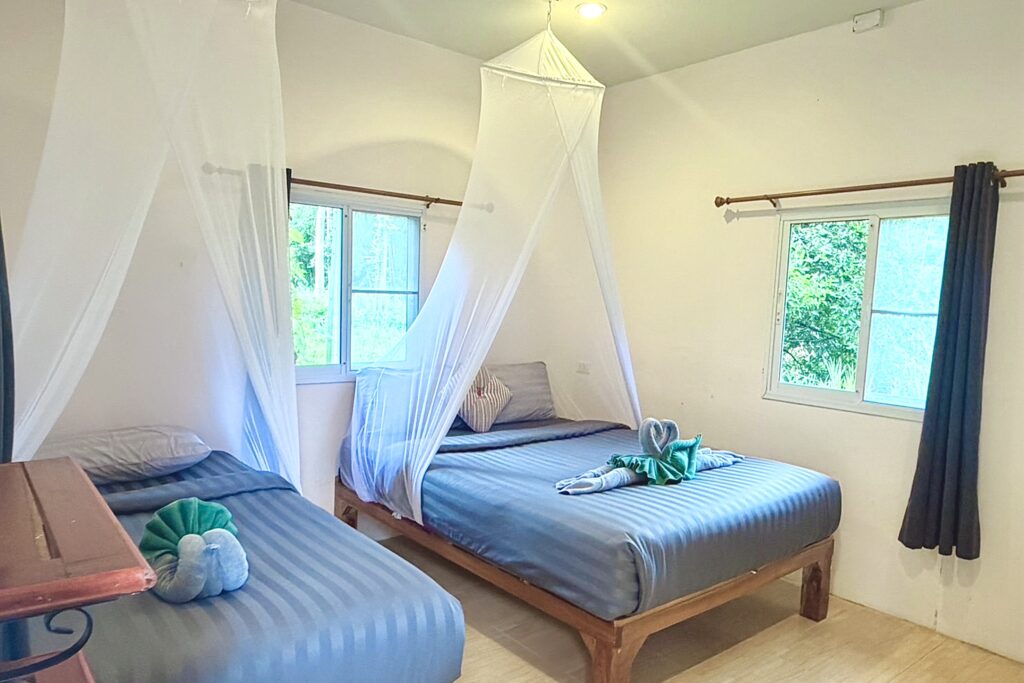 Khao Sok Bamboo Huts Resort